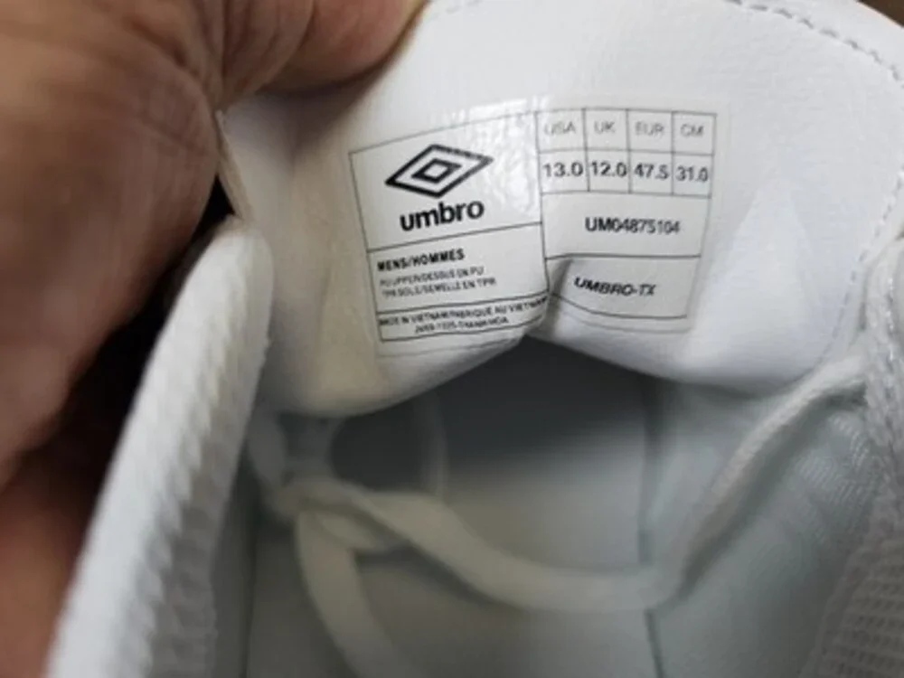 Umbro TX Sneakers Men’s Size 13 White Green Red Gum Sole Casual Shoes NEW